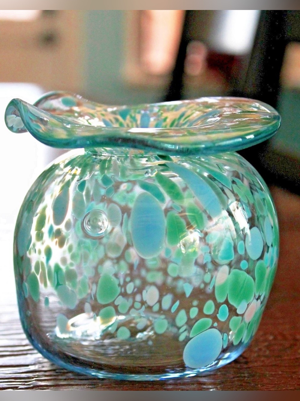 Beautiful Vintage Anne Schwartz Blue/Green Studio Art Glass Bud Vase *Mint!